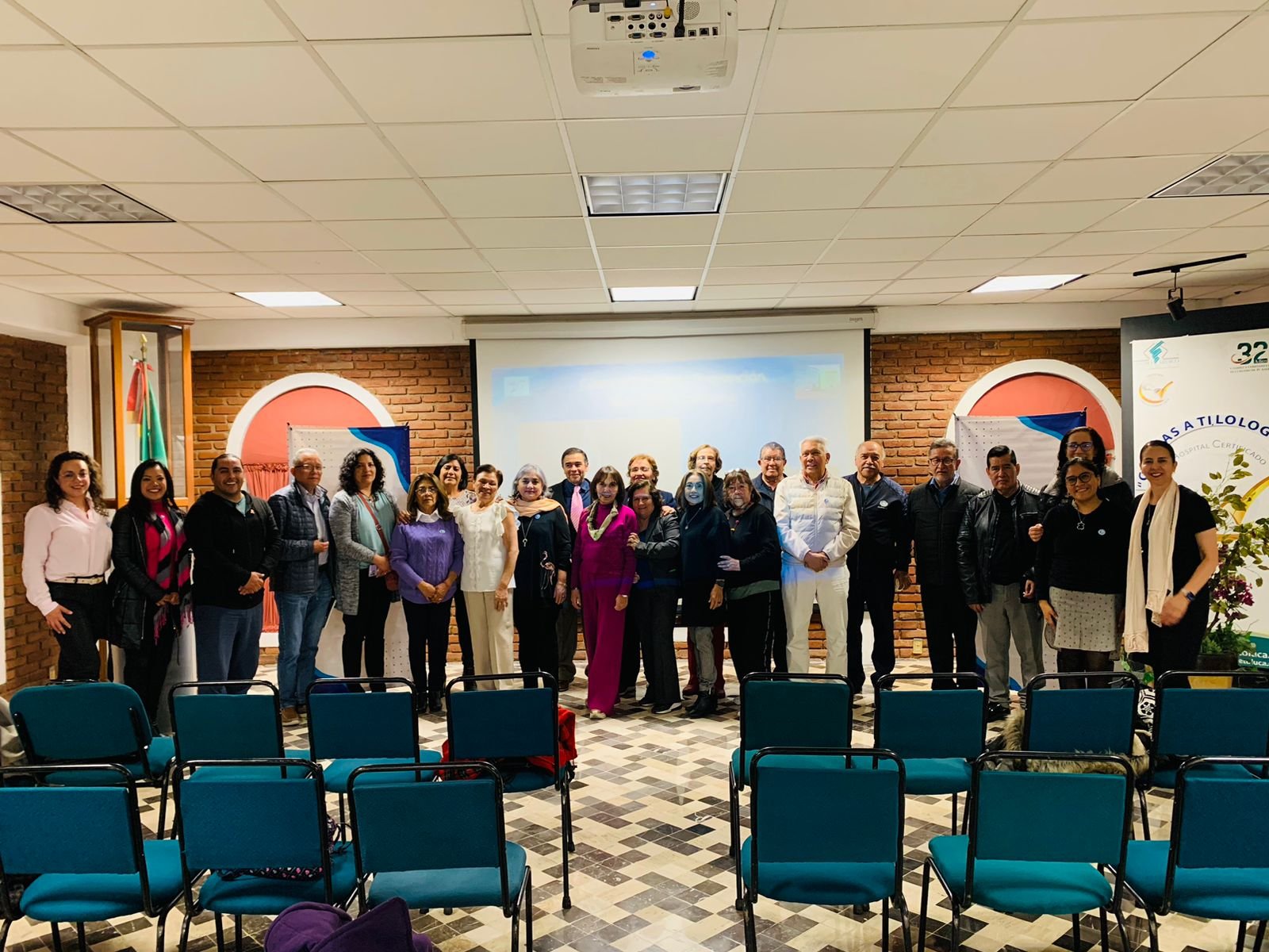 Sesión Avenida de Noviembre 2025 - Foto grupal